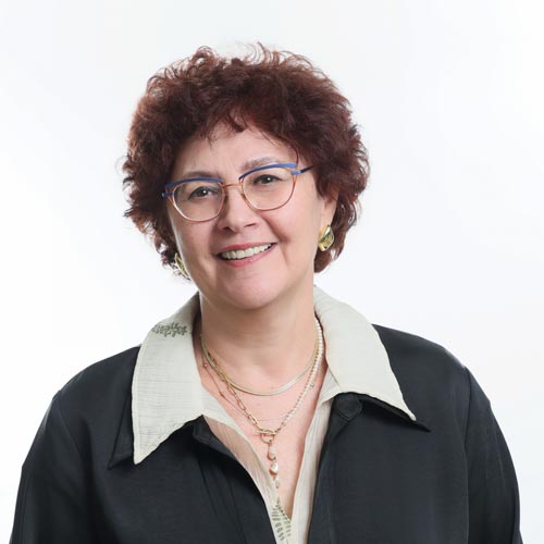 סוקולינסקי אירה אחראית מעבדה לכימיה, טכנאית מעבדה